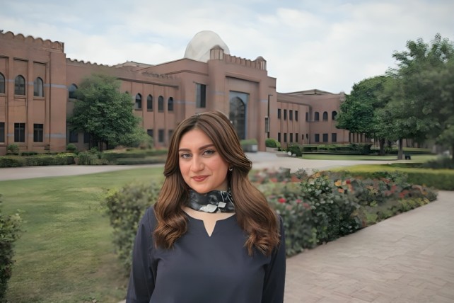 Embedded Finance in Platform Economies